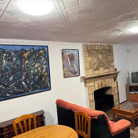 הוילה Tous La Casa Del Senorito מראה חיצוני תמונה